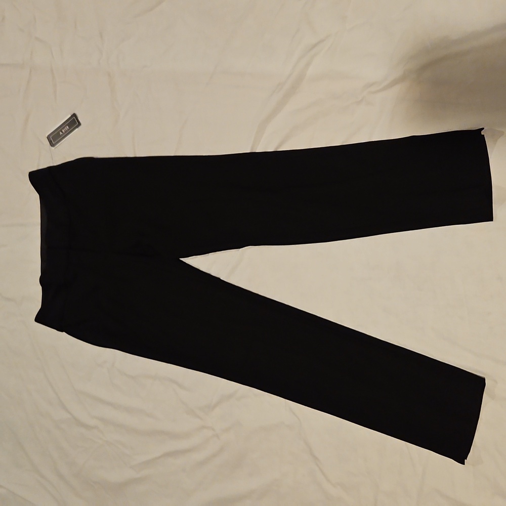 A. Byer Women's Waist Slimming Black Dress Pants Size 7 - Picture 3 of 8